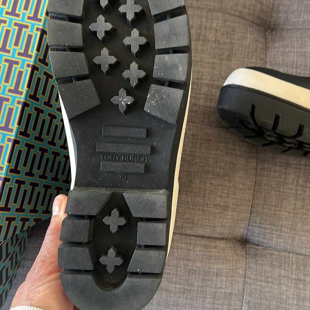 Tory Burch Boot - Picture 8 of 12